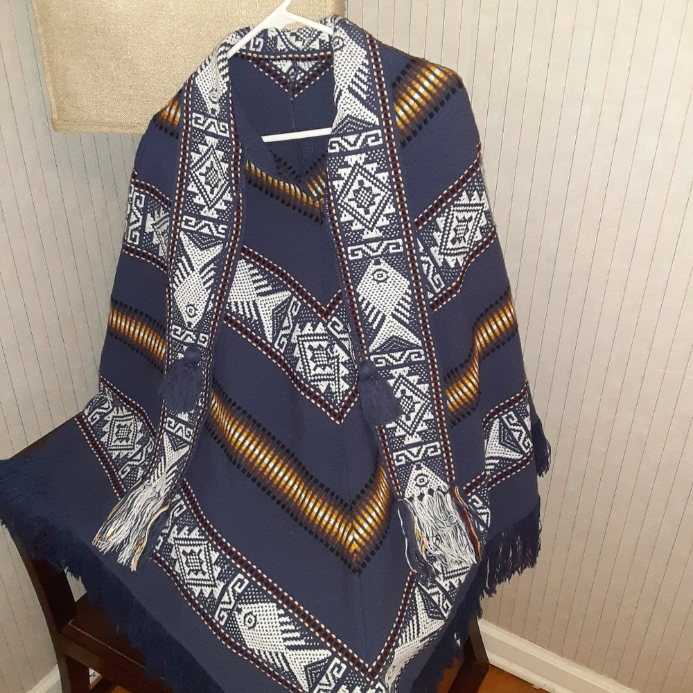 Peruvian poncho